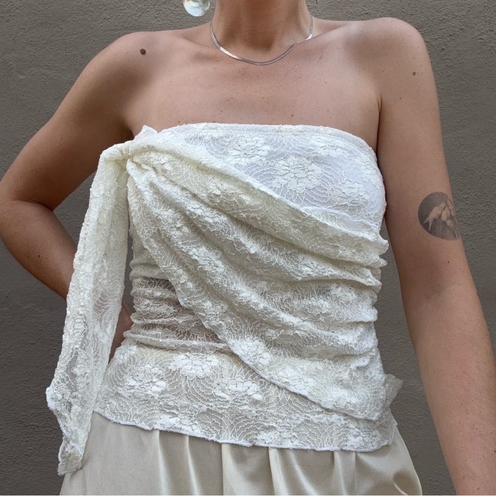 Vintage Y2K White Lace Strapless Tube Top